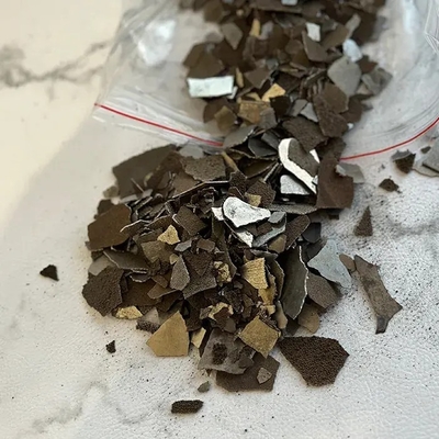 Reine Manganmetallflocken mit geringen Verunreinigungen 99,7% für die Stahlherstellung als Desulfurierungsmittel